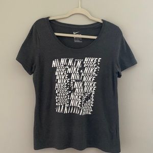 Grey Nike Women’s T-Shirt XL